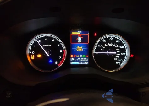 2020 Subaru Forester Touring z USA, uszkodzony, nr VIN JF2SKAXC2LH569576